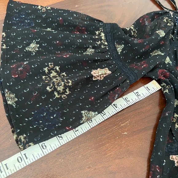 Lucky Brand Swiss Dot Top | size S | black/multicolored - Picture 7 of 7